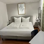 The Suites City Apartments