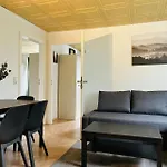 Spacious Apartment For 5