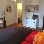 Sleeplounge - Appartments Am Airport
