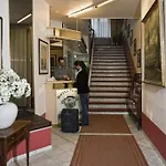 Phoenix City Hotel
