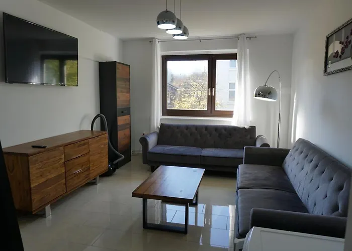 Alster Hamburg - Saniertes Und Moebliertes Apartment Mit Bad Und Kueche