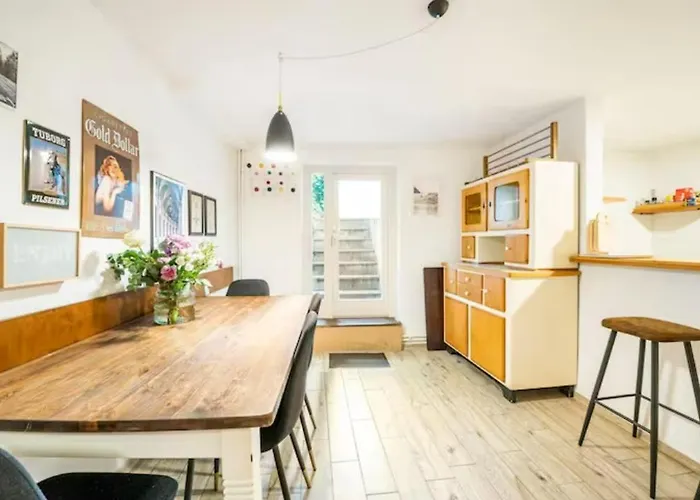 Gemuetliche 3-Zkb Wc Souterrainwohnung In Bestlage