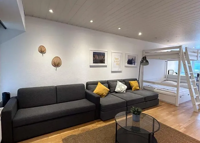 Beautiful Studio Apartment In Urban Location