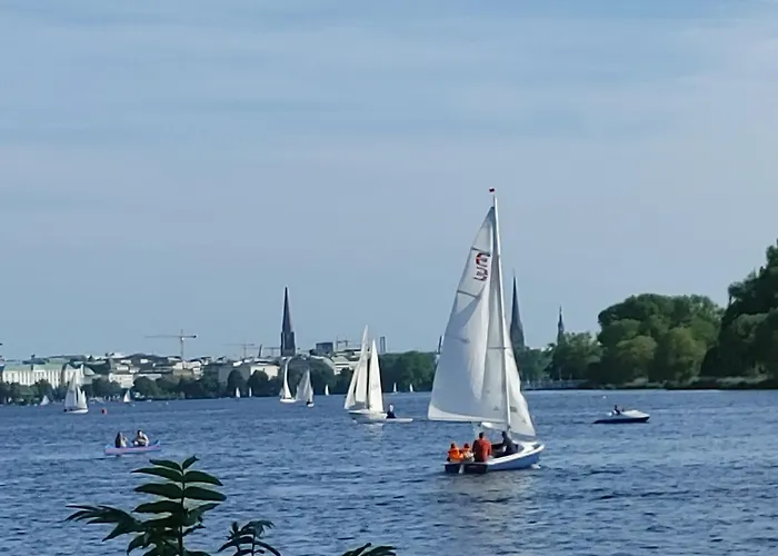 Alsternaehe 2 Minuten Fussweg