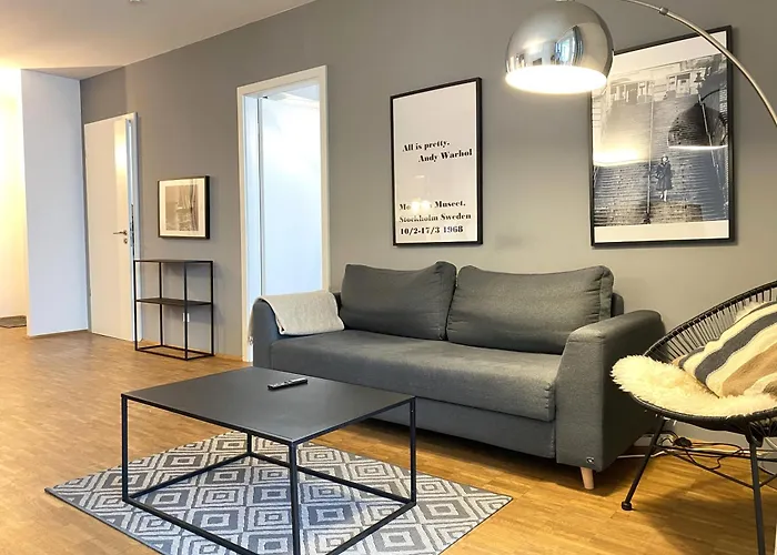 Cozy One Bedroom Apartment In Stellingen