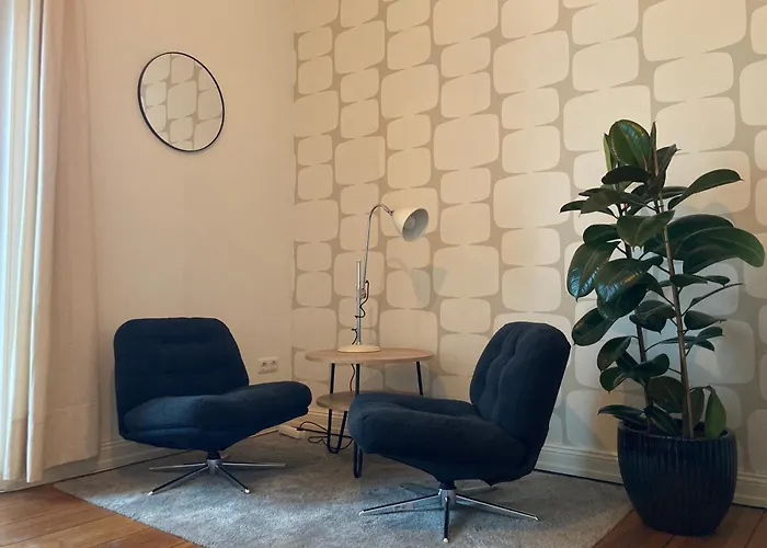 Zentrales Zimmer Mit Eigenem Balkon