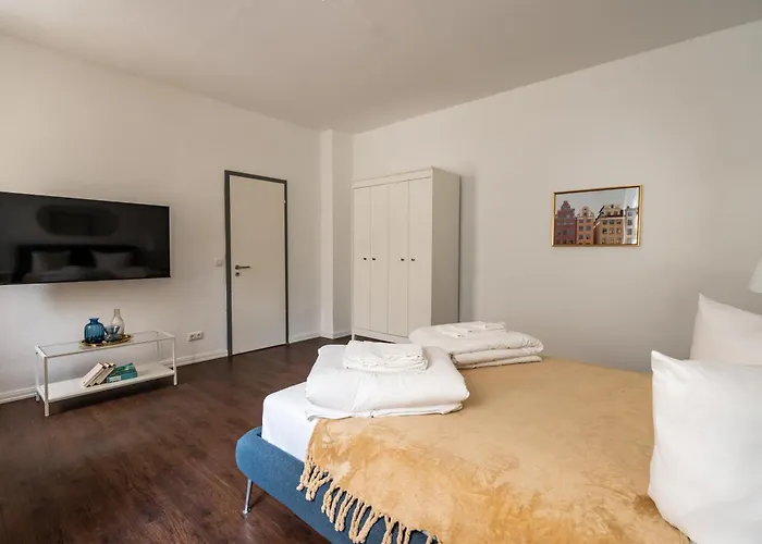 Zentral Gelegenes Premium-Apartment Mit Viel Tageslicht