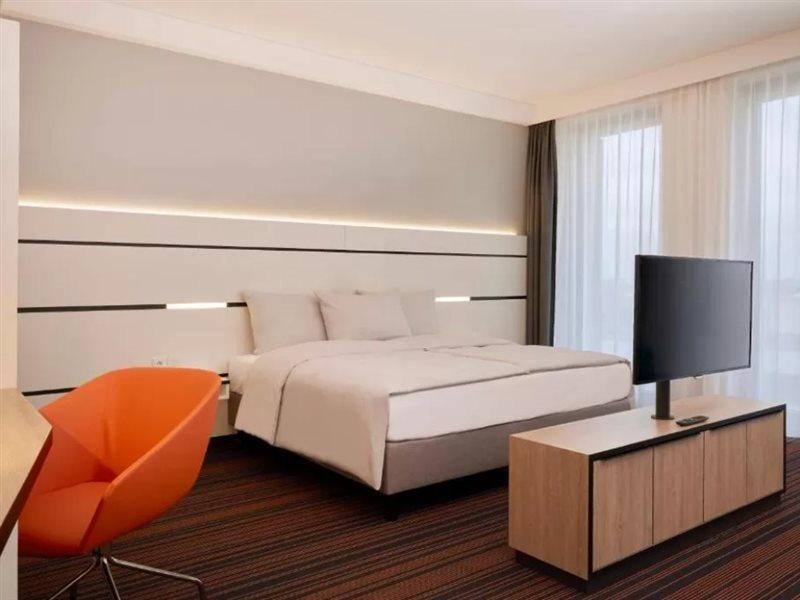 Hotel Hyperion 5*