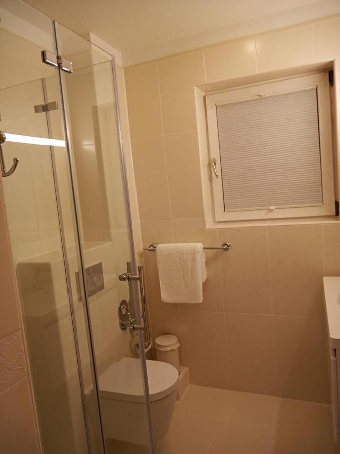 Apartment Rosali Boutique Hotel, Winsener Strasse 6, 21077