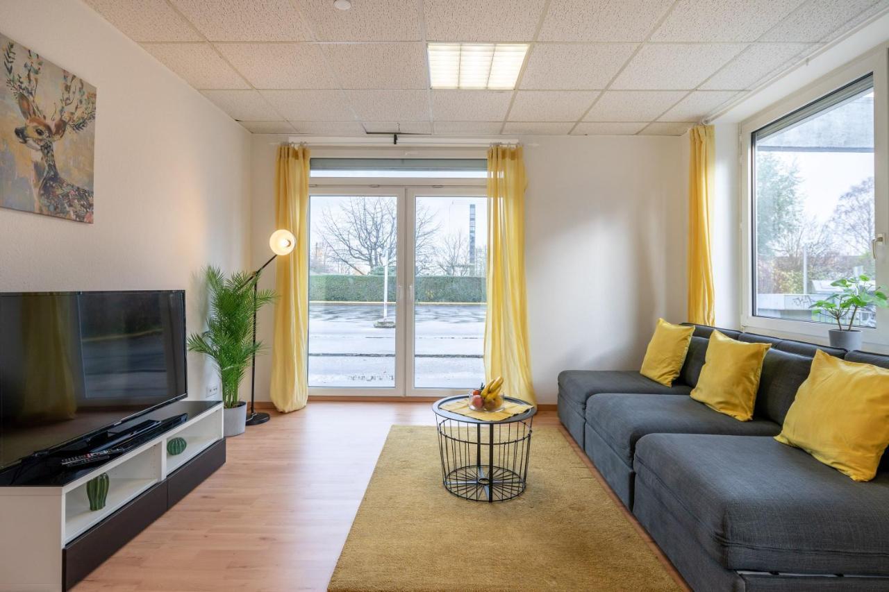 Beautiful For 9 With 2 Bedroom & Cosy Kitchen Hamburg