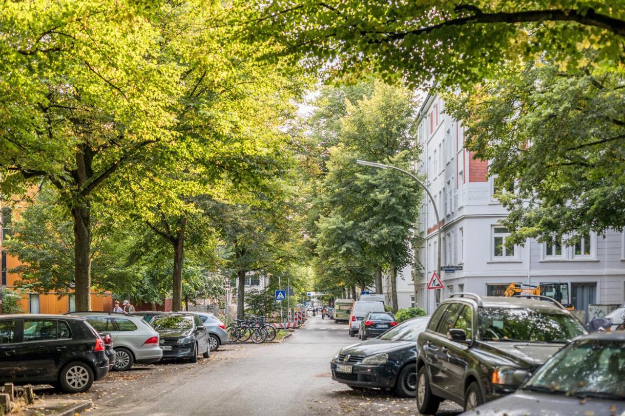 Spacious Flat Next To Goldbekkanal In Winterhude Apartment