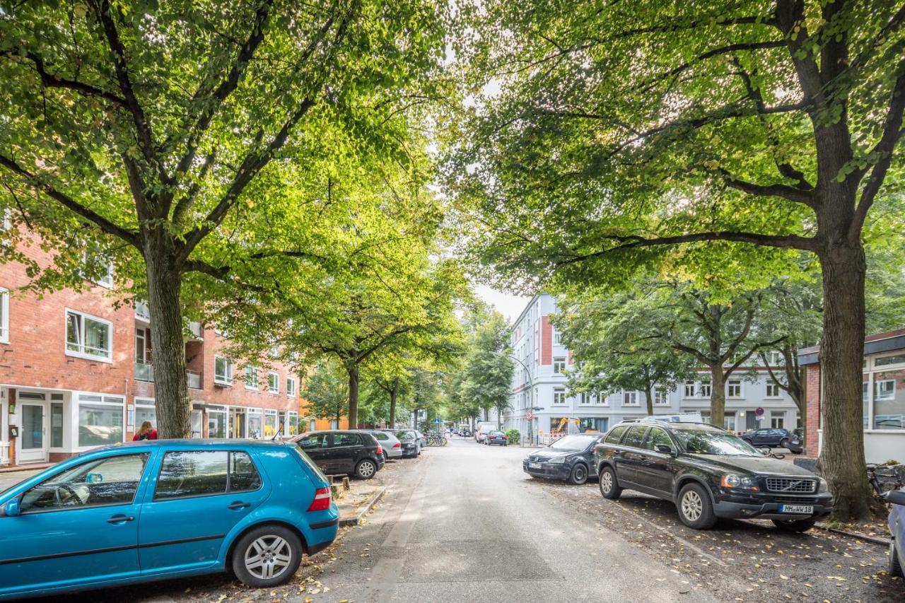 Spacious Flat Next To Goldbekkanal In Winterhude Apartment