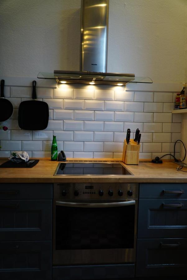 Großzügige Altbauwohnung In Bestlage Apartment