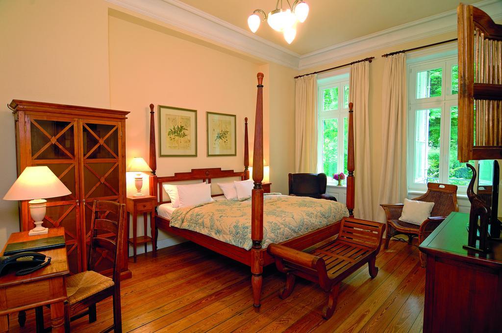Miramar Hotel 3*