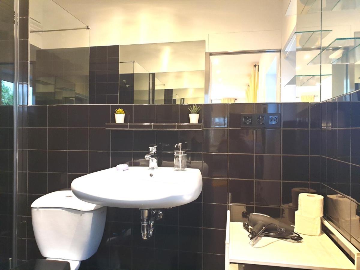 Ferienhaus Loft House With Luxury Bathroom And Private Parking *