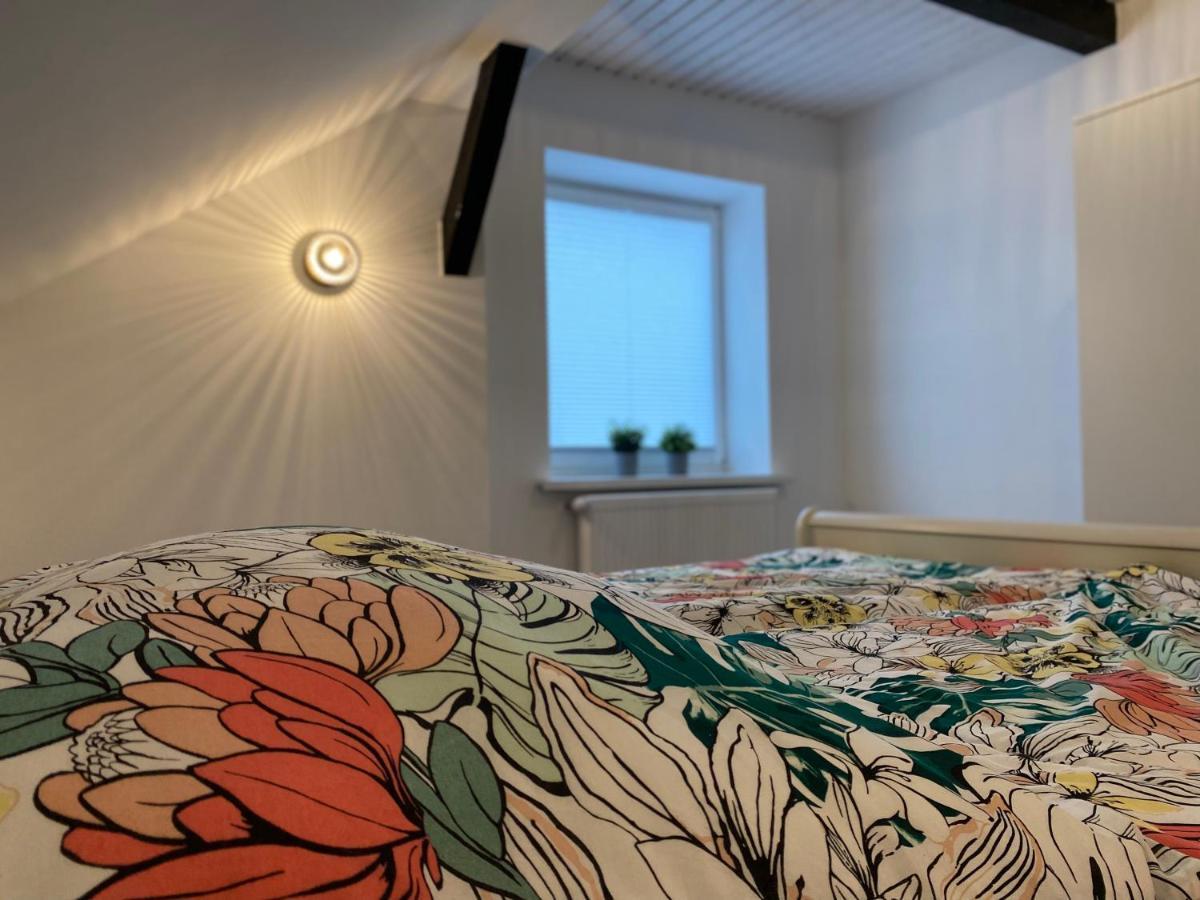 Spieker In Apartment *