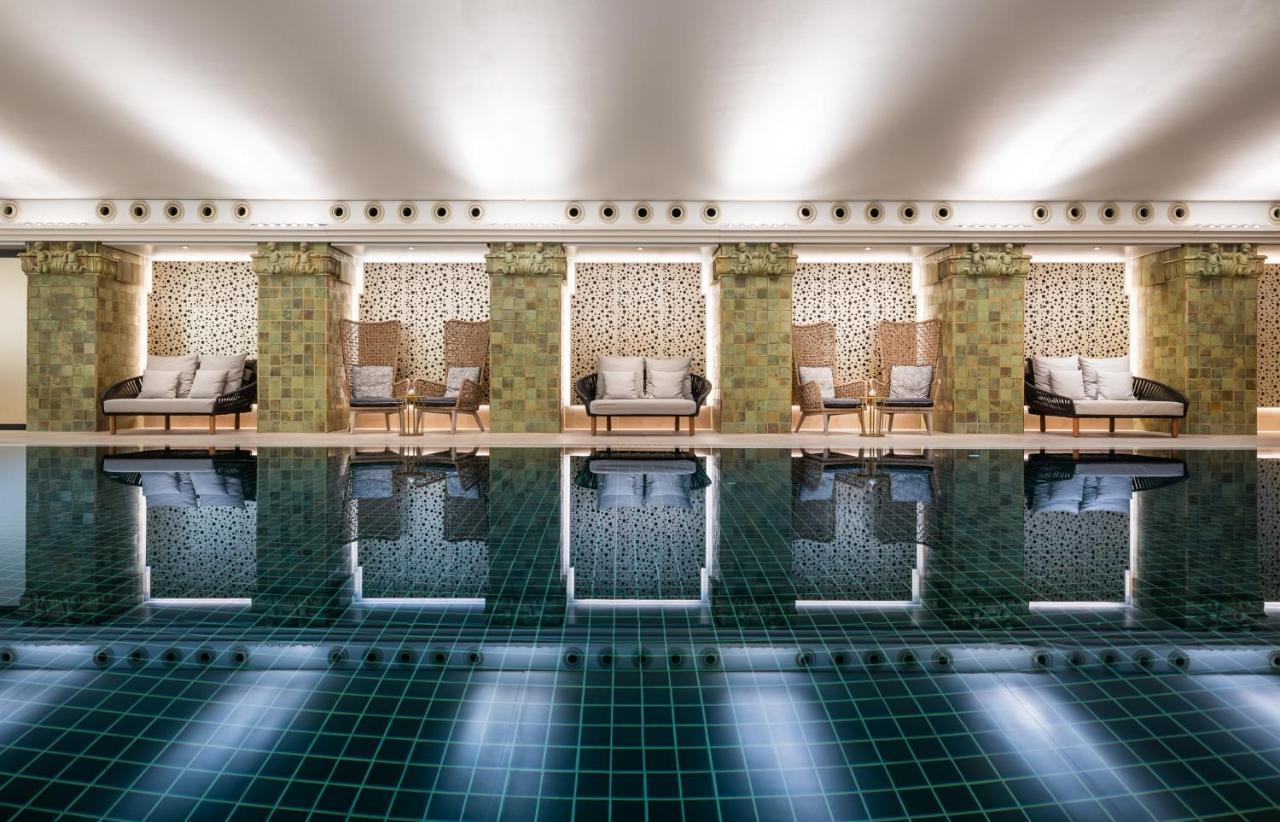 Residences At Park Hyatt 5*