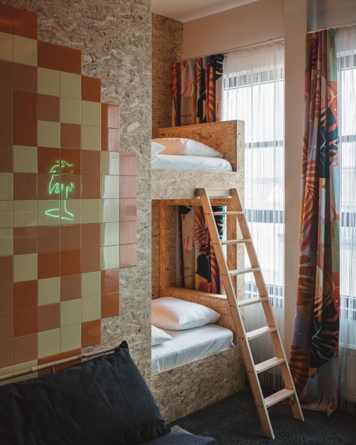 Superbude Altona 3*