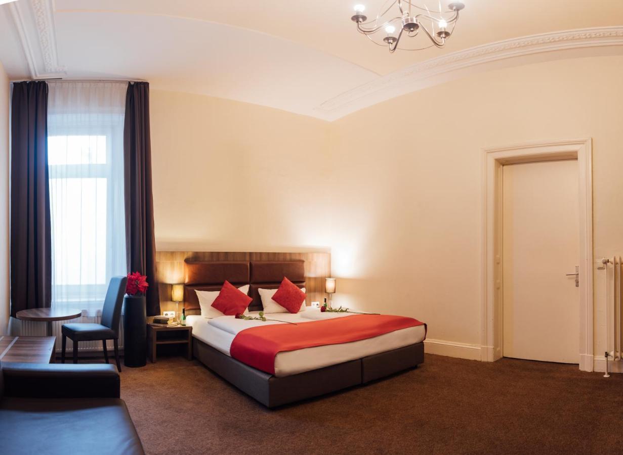 Königshof Hotel 3*