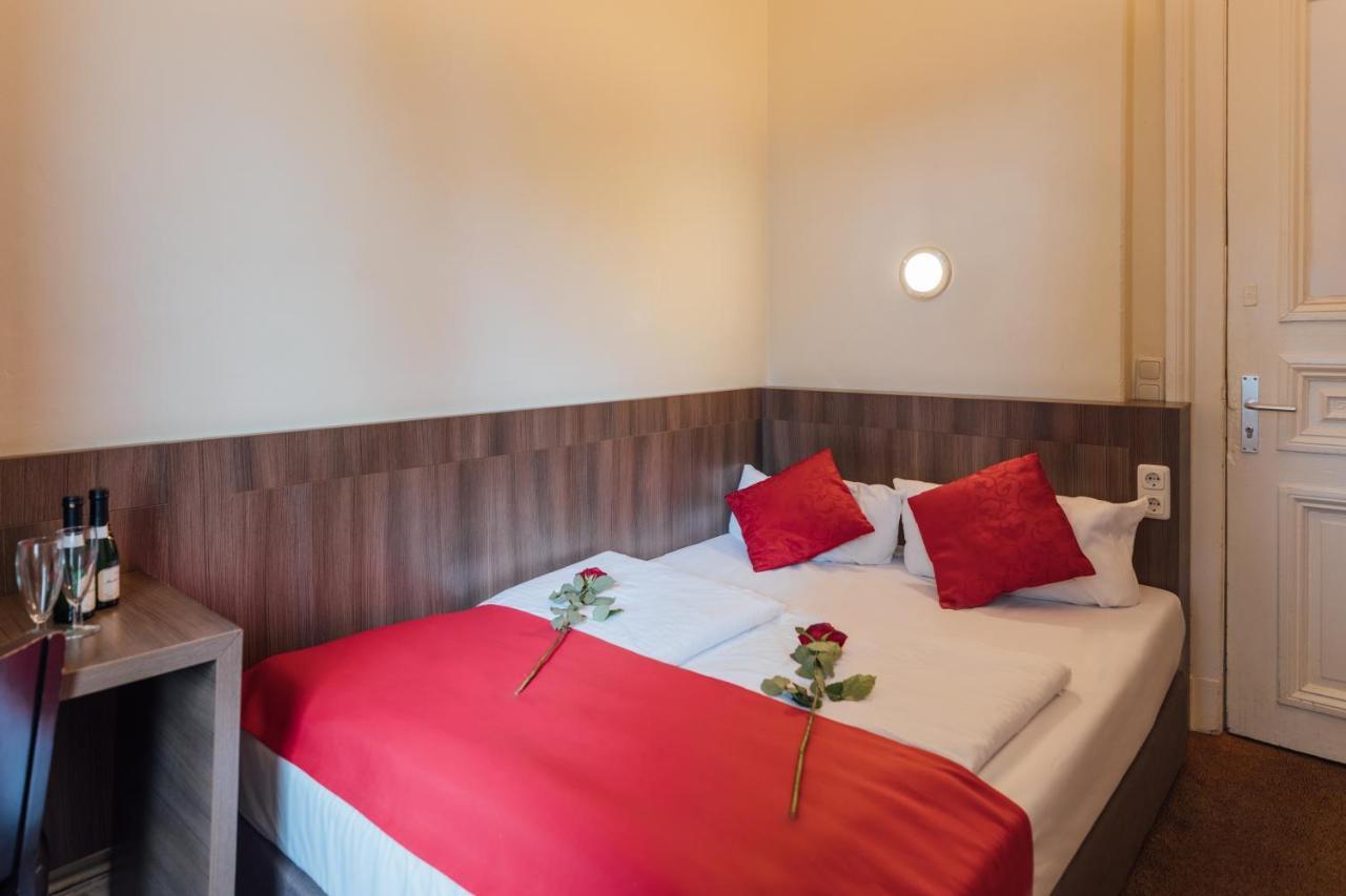 Königshof Hotel 3*