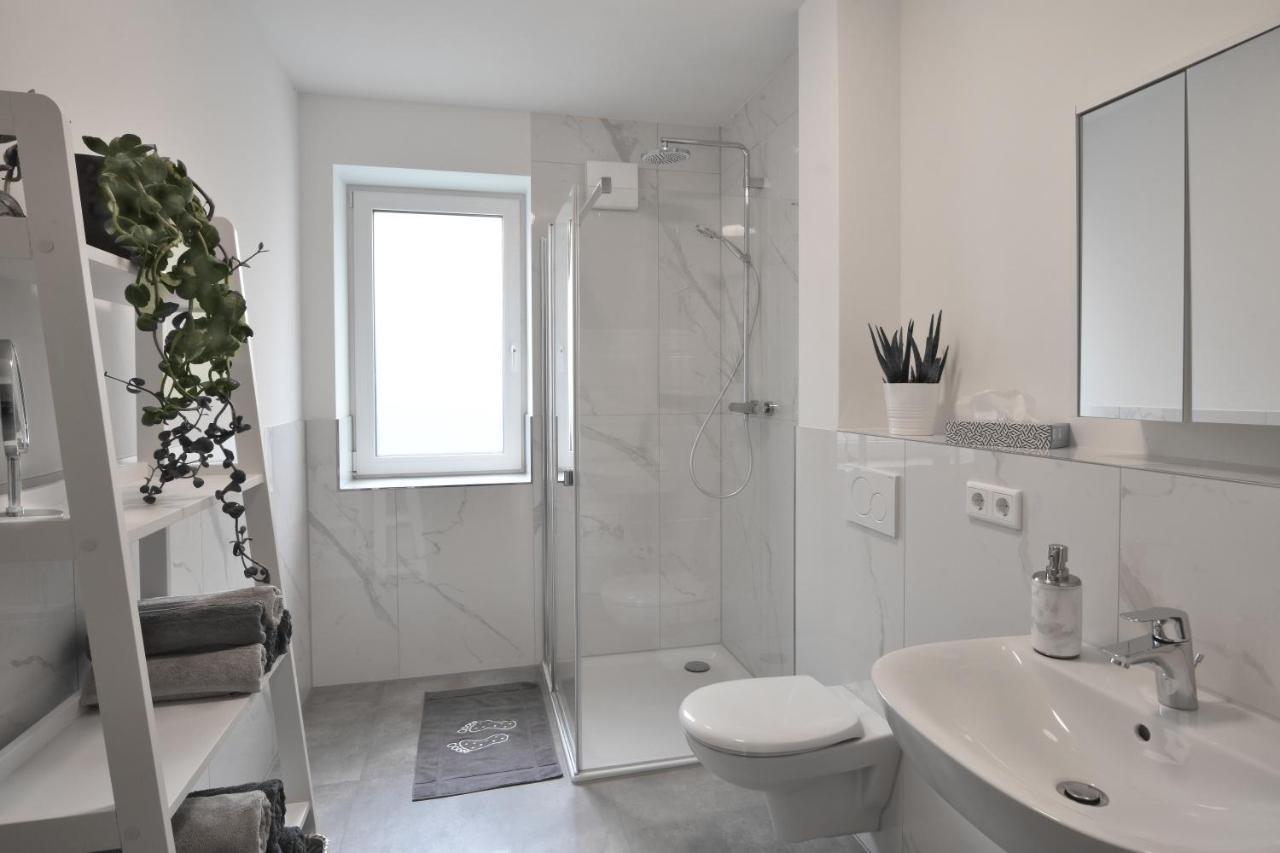 familienfreundliche Neubauwohnung mit Terrasse Apartment