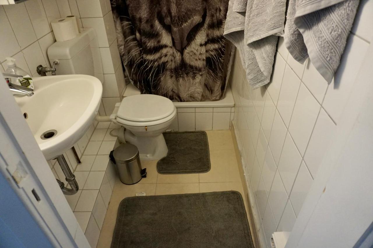 Appartement Alster - Saniertes Und Mobliertes Mit Bad Und Kuche