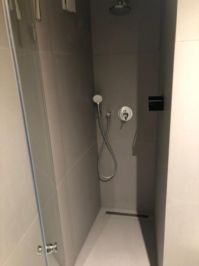 Bezaubernde Gastesuite Mit Terrasse Im Hinterhof Appartement *
