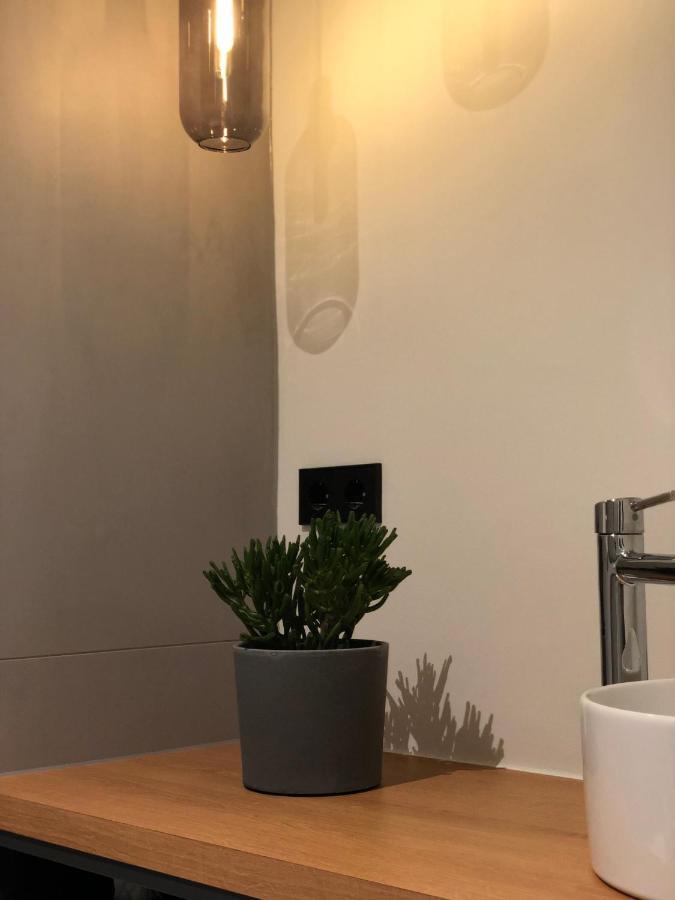 Appartement Bezaubernde Gastesuite Mit Terrasse Im Hinterhof