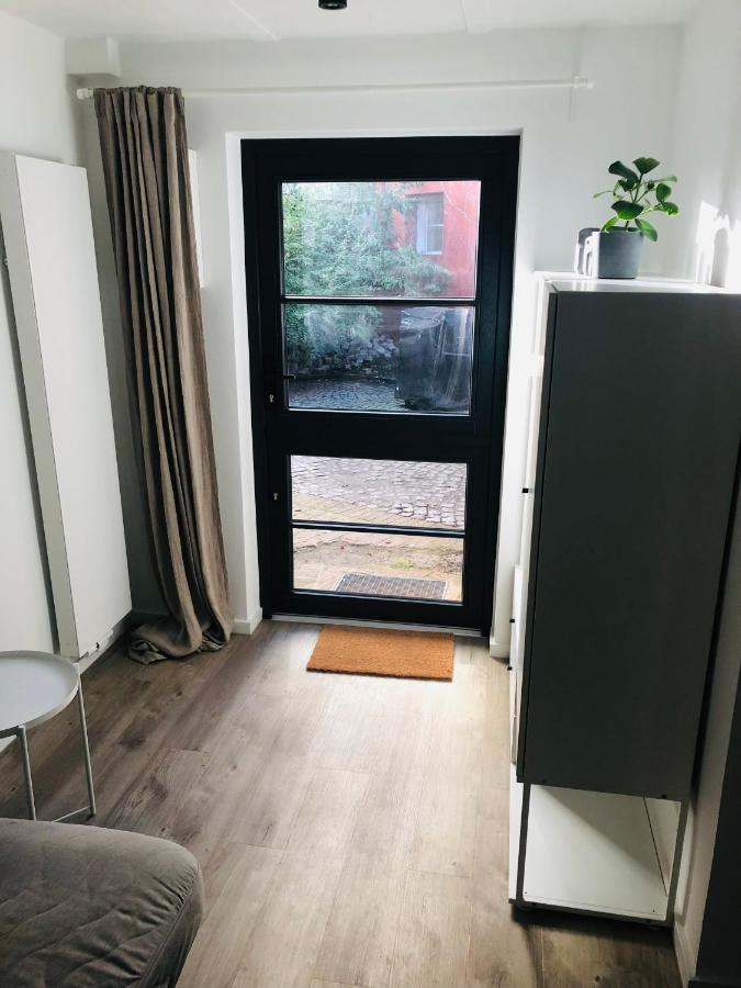 Bezaubernde Gastesuite Mit Terrasse Im Hinterhof Appartement