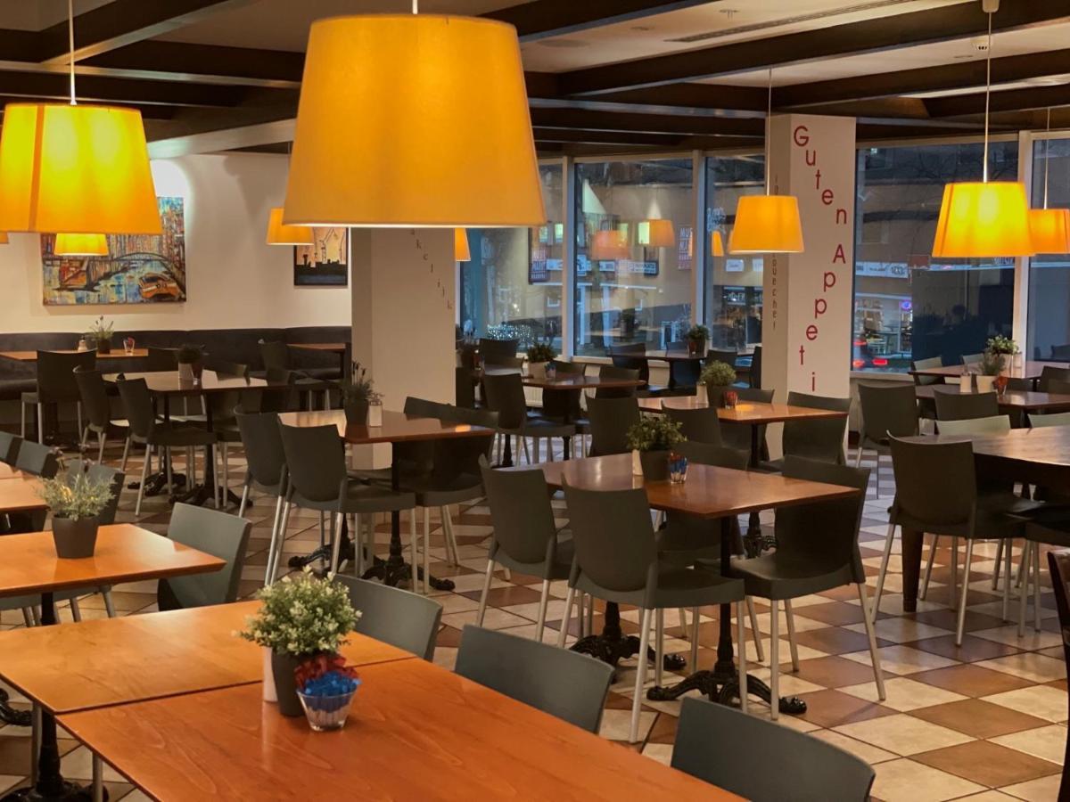 Egon Hotel