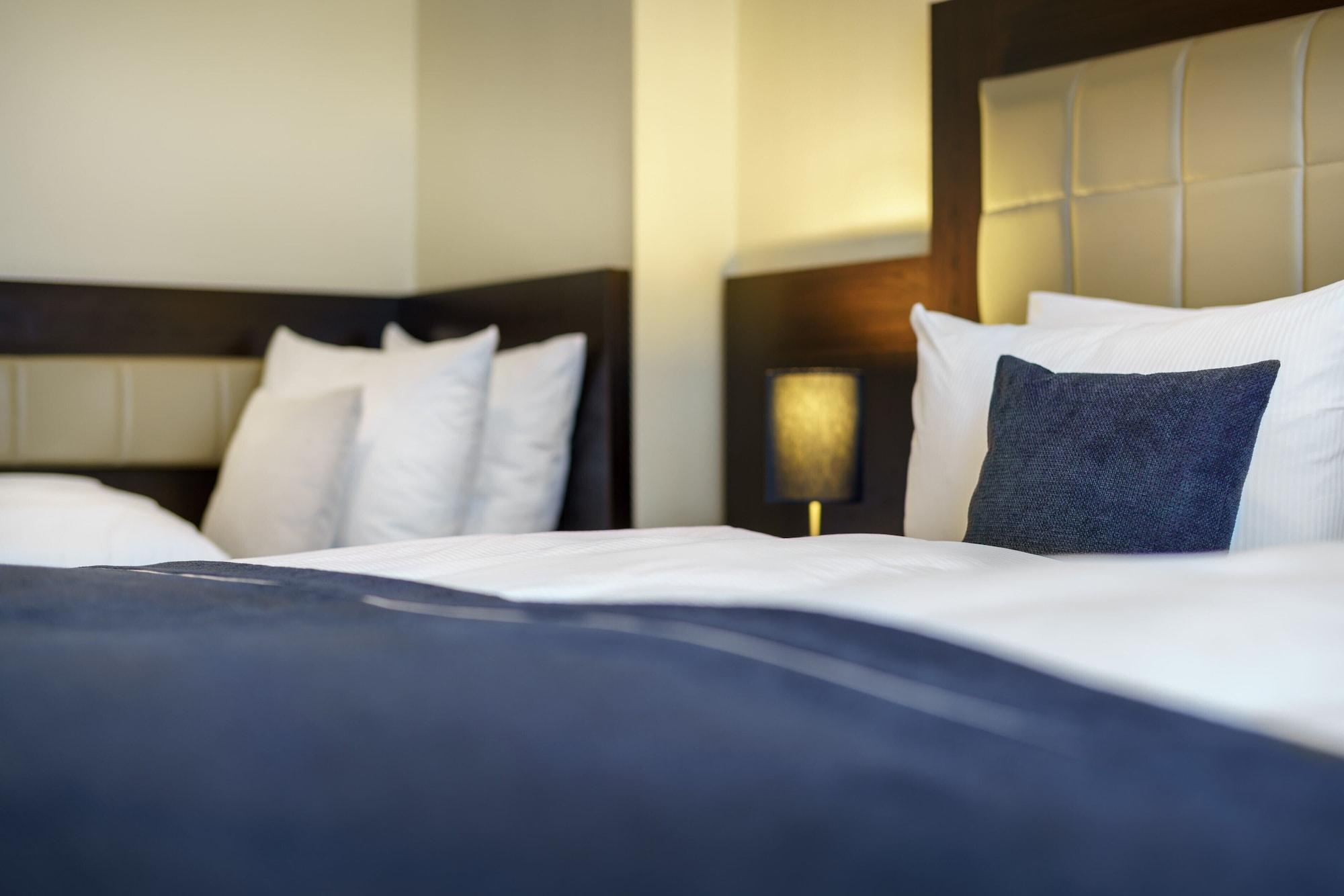 Continental Hauptbahnhof Hotel 3*
