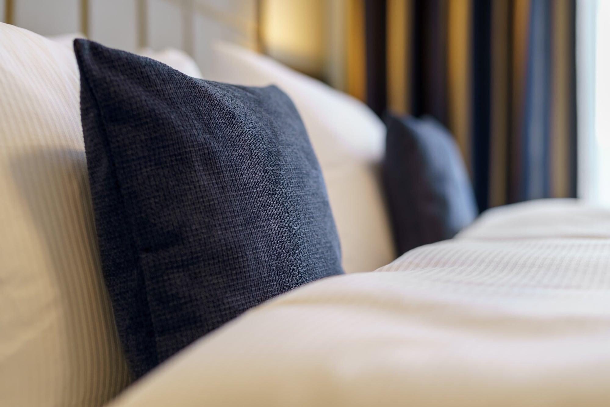 Hotel Continental Hauptbahnhof 3*