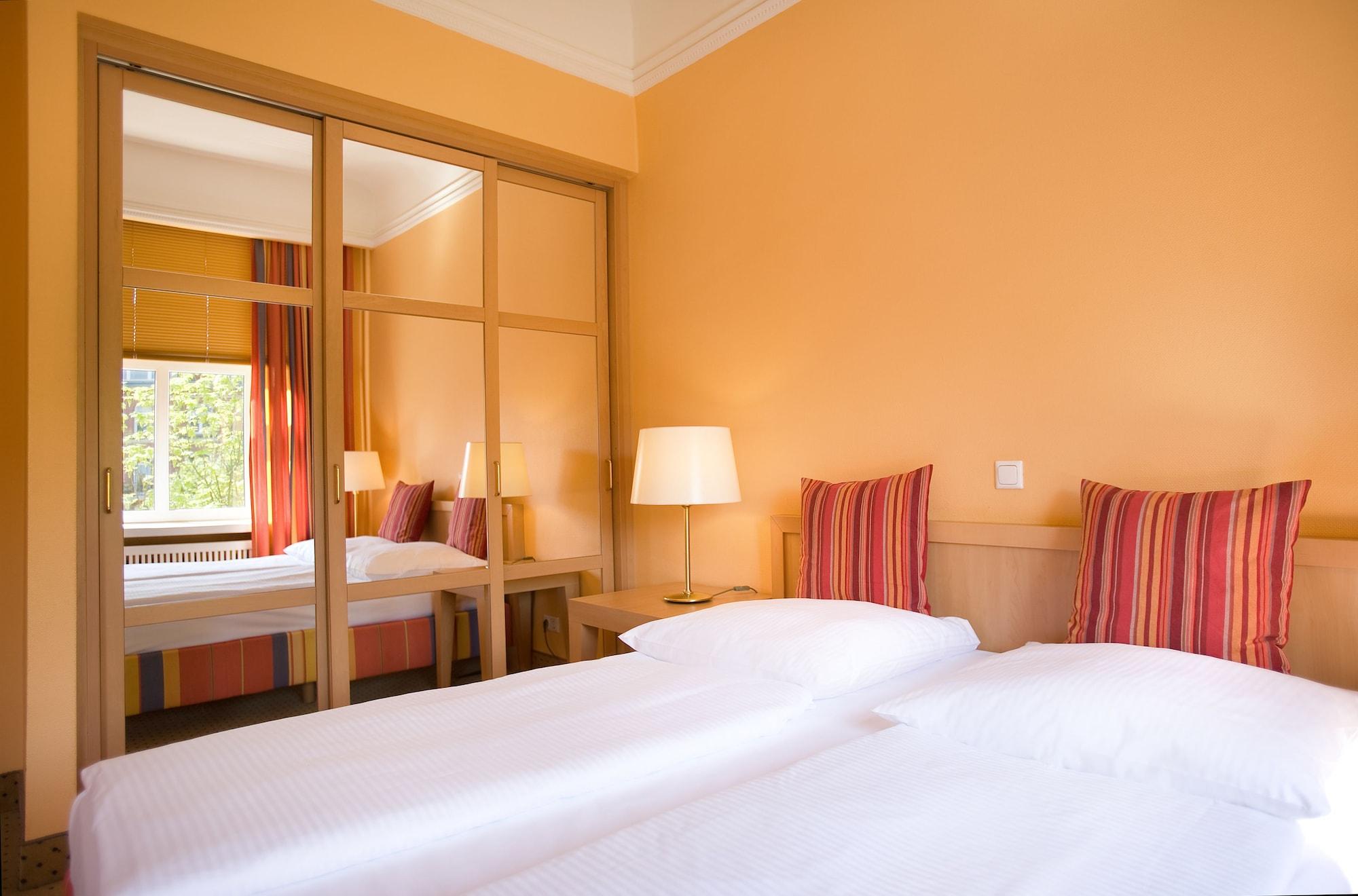 Relexa Bellevue An Der Alster Hotel 3*