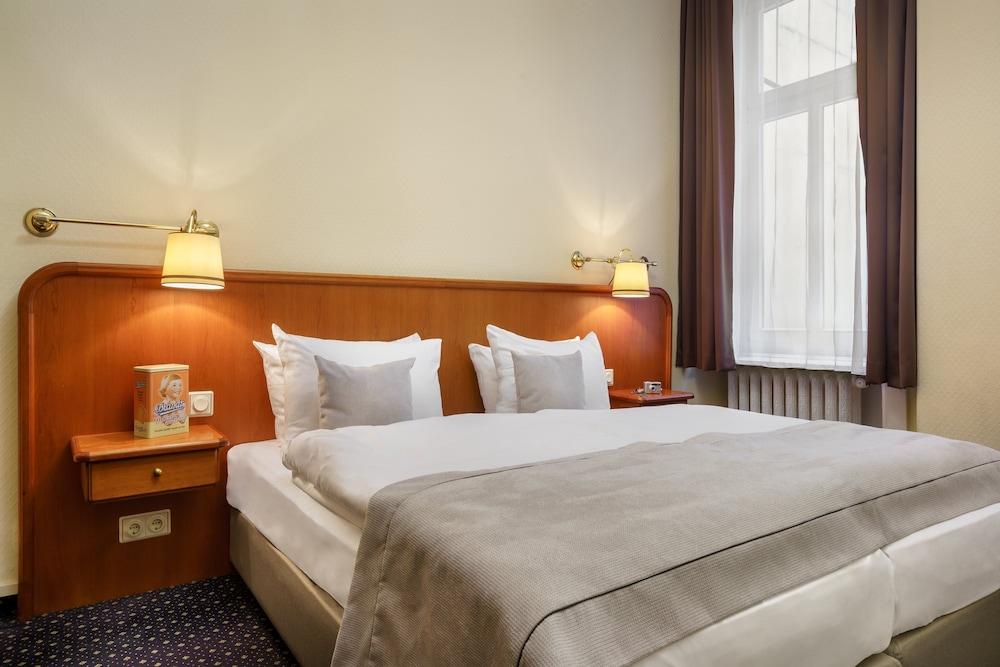 Kronprinz Hauptbahnhof Hotel Hamburg-Harburg