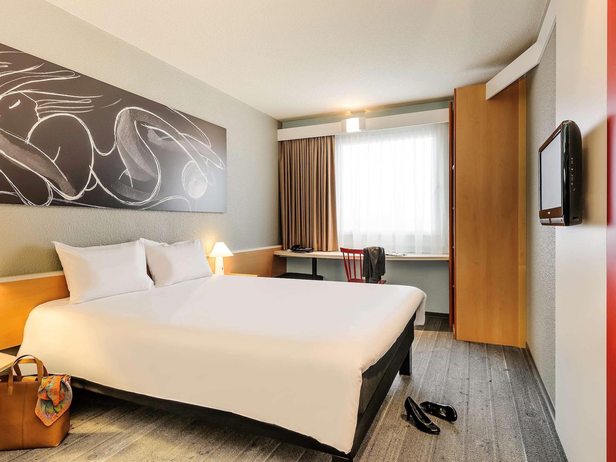 Ibis Alsterring Hotel 3*