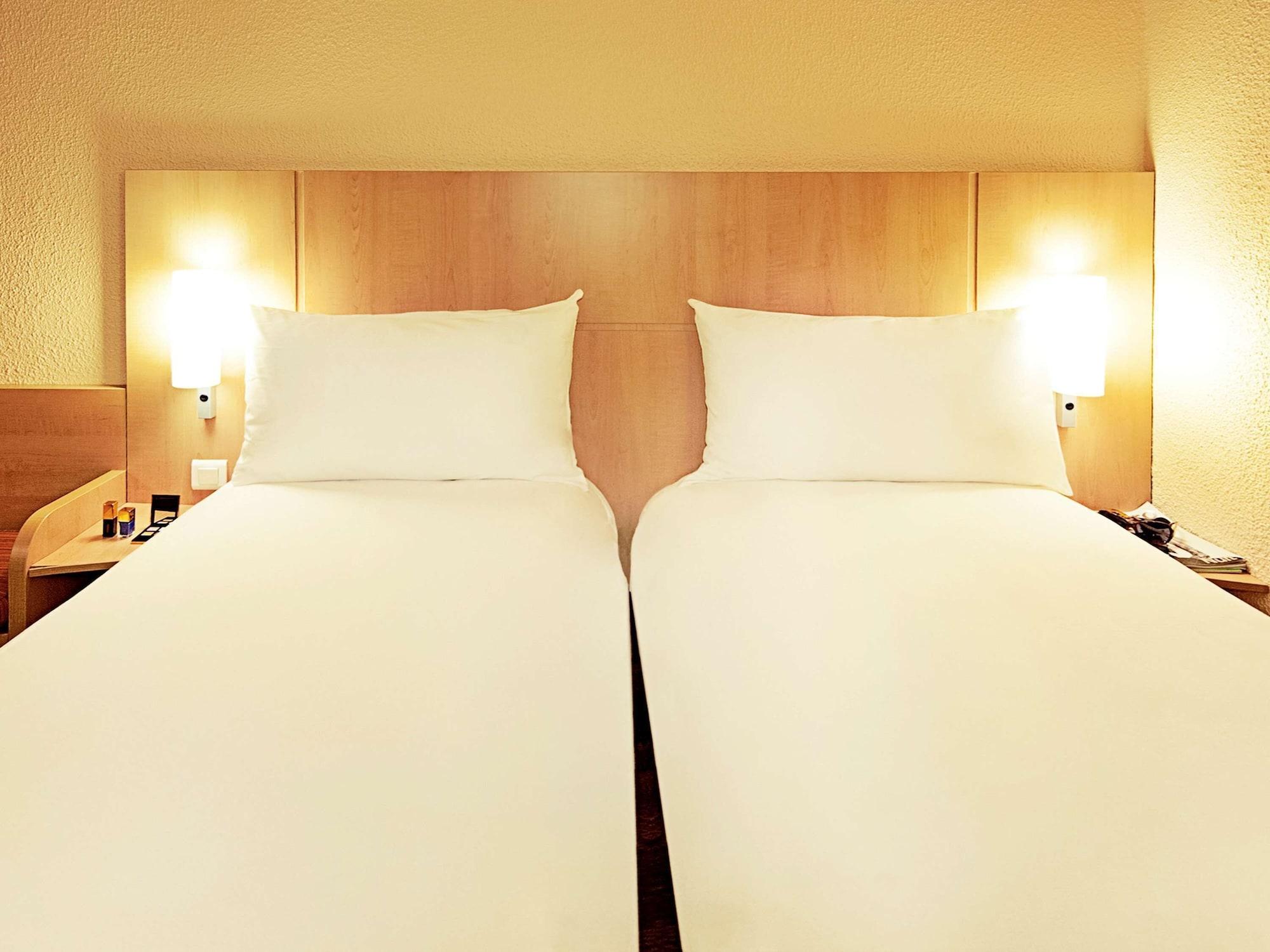 Hotel Ibis Alsterring 3*