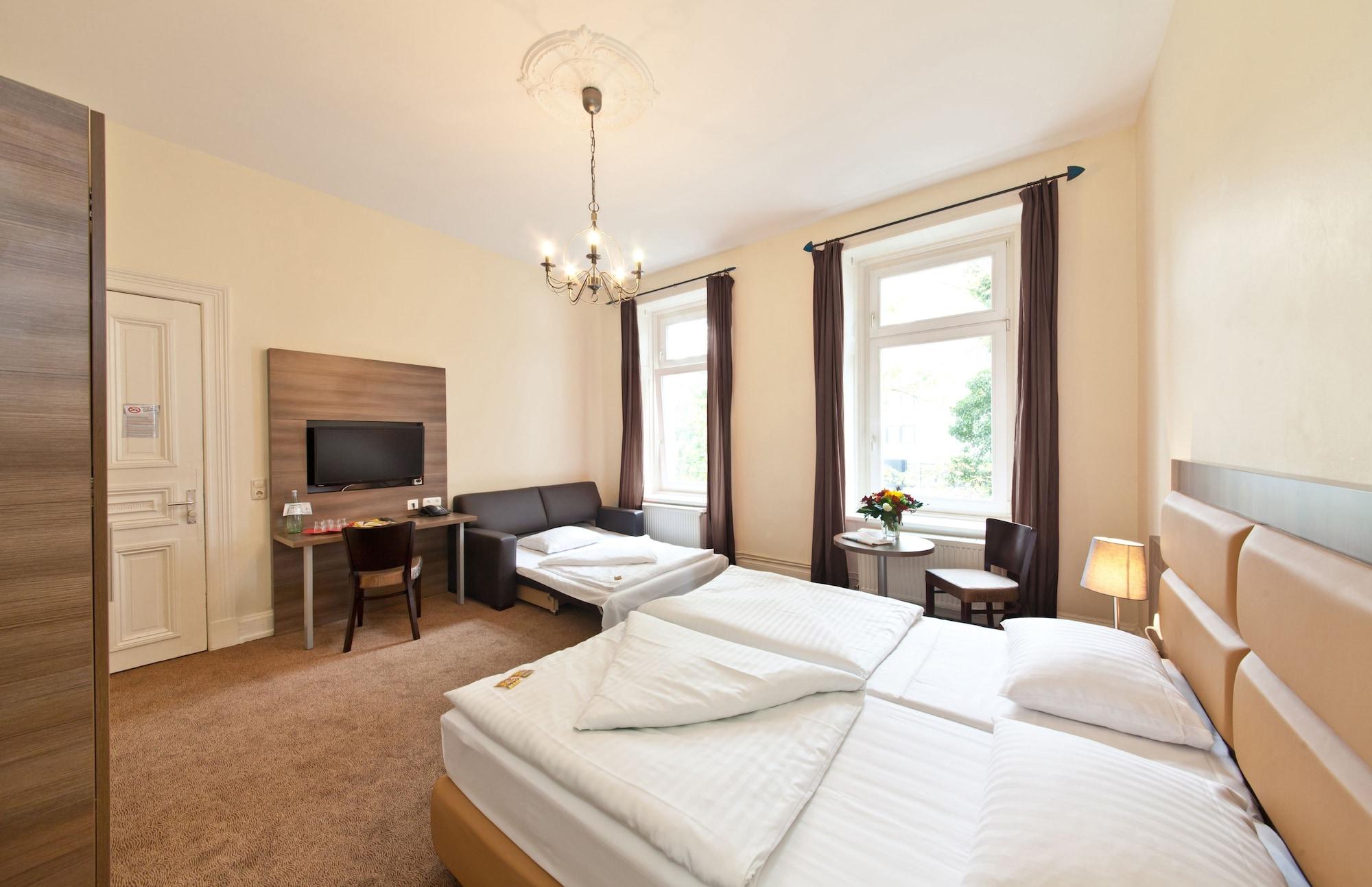 Hotel Königshof 3*