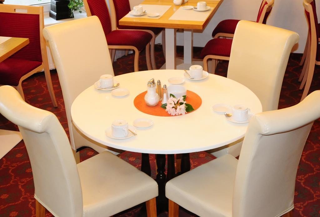 Hotel Blankenese 3*
