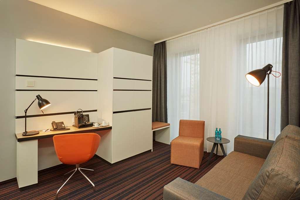 Hotel Hyperion