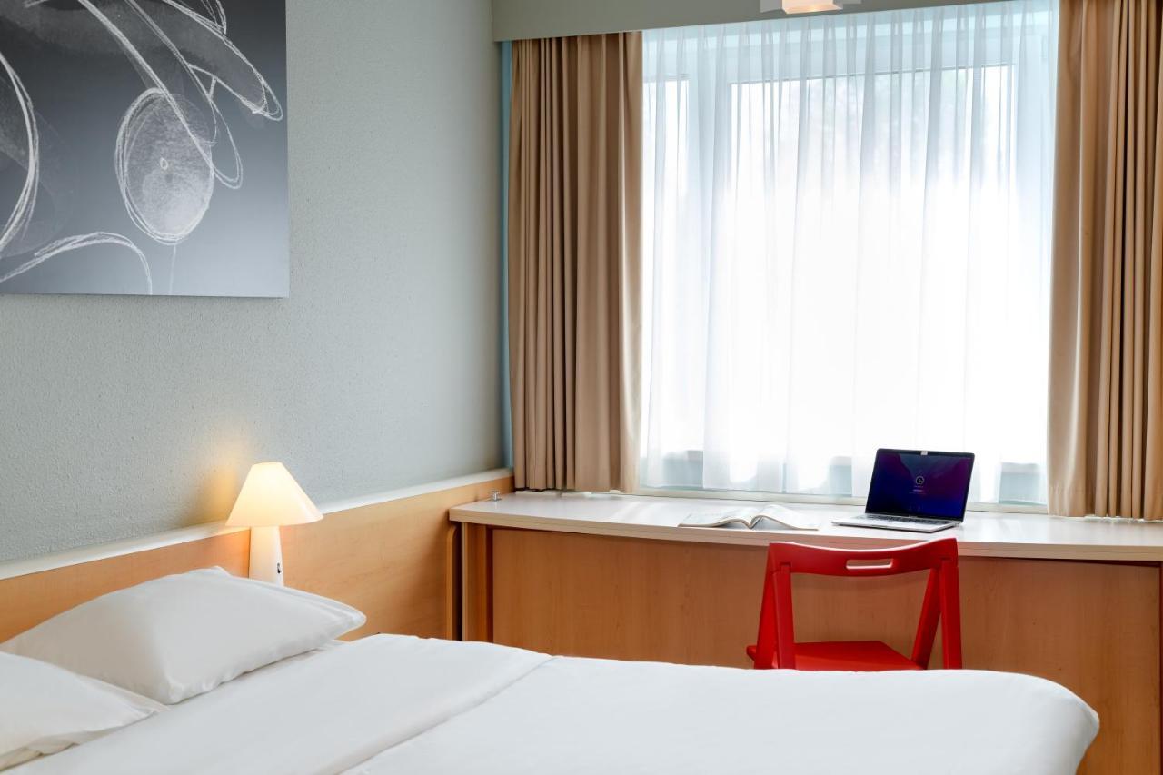 Ibis Alsterring Hotel 3*