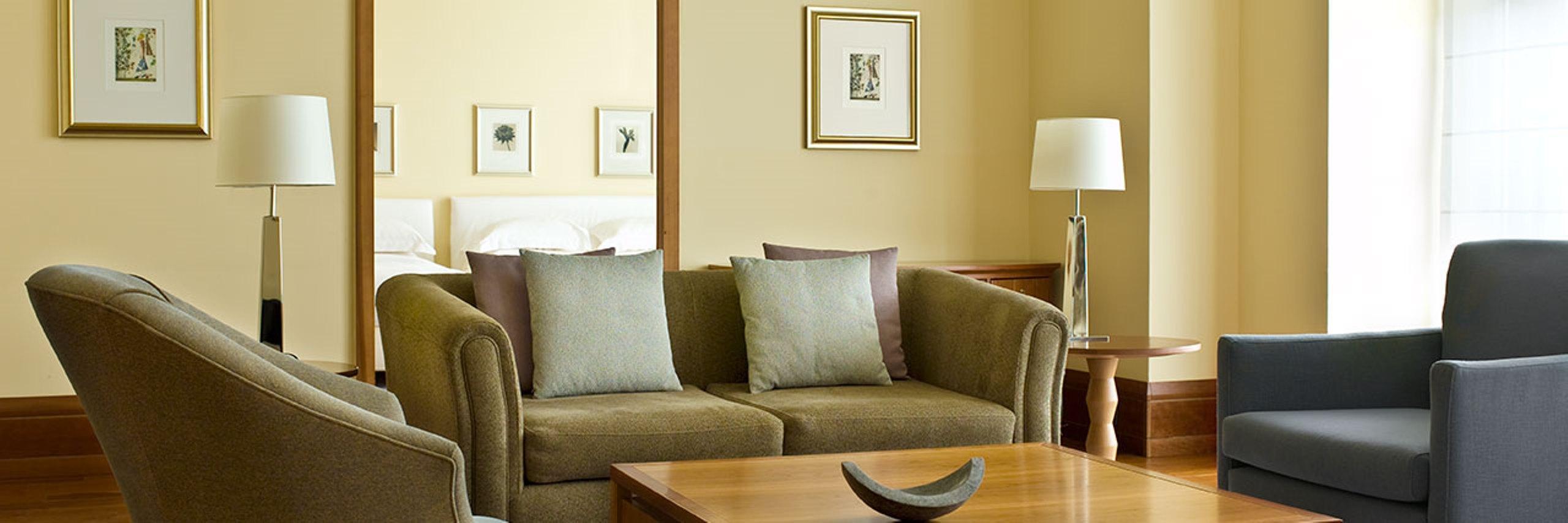 Conrad Hotel 5*