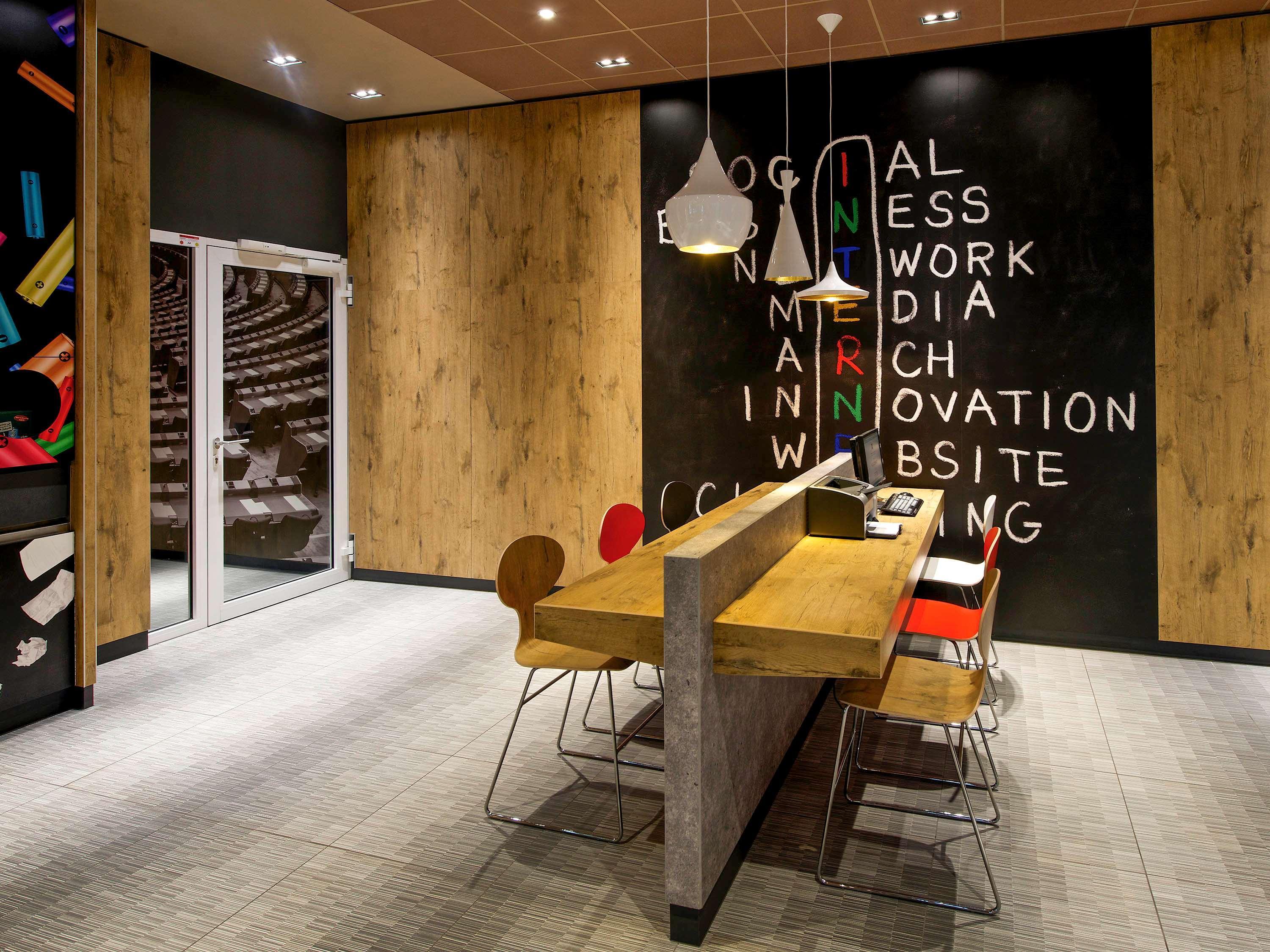 Ibis Alsterring Hotel 3*
