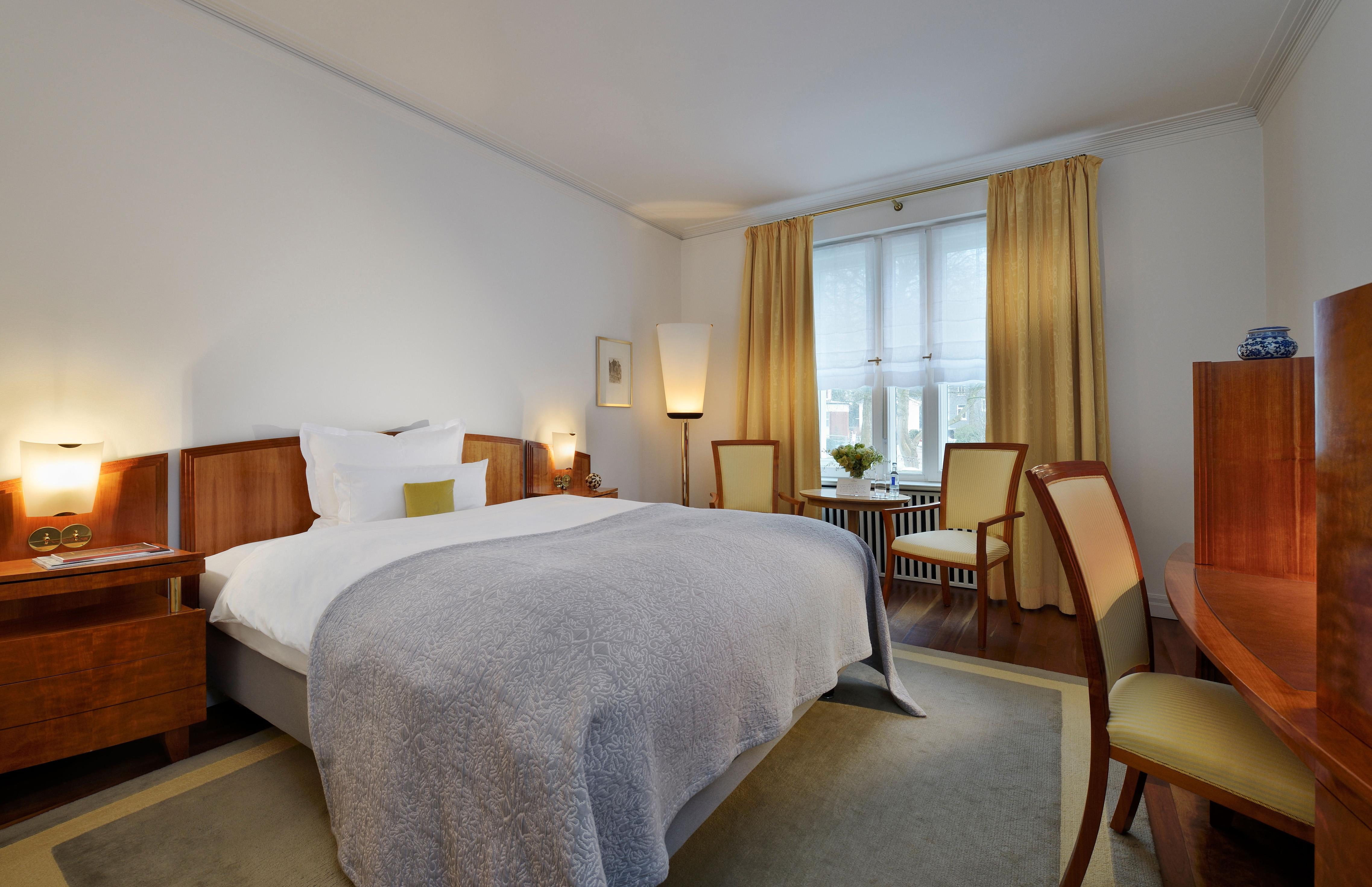 Louis C. Jacob Hotel