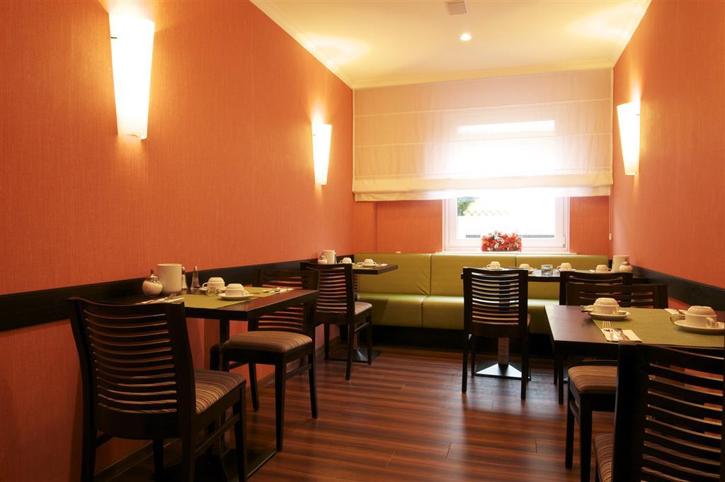 Hotel Western Raphael Altona 3*