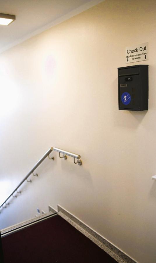 Ata - Self Check-in Hotel