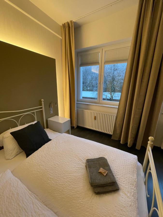 Truretreats Design Loft Fuer 8 Personen I Riesige Kueche I Echarger I 65z Smarttv I 150qm Hamburg