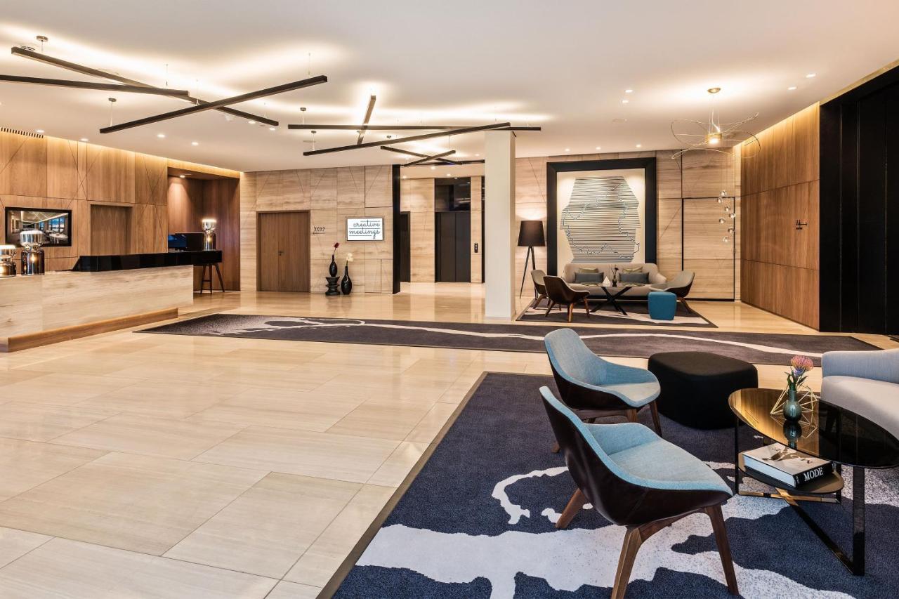 Le Meridien 5*
