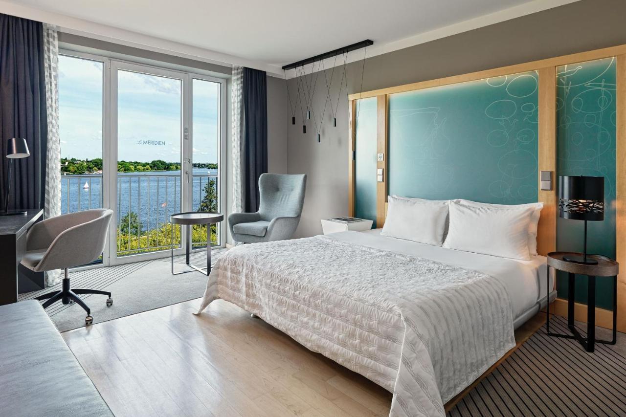 Le Meridien Hotel