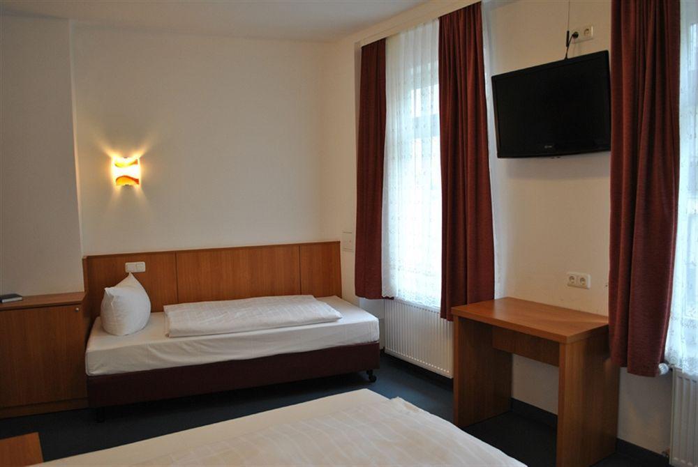 Altan Hotel 2*