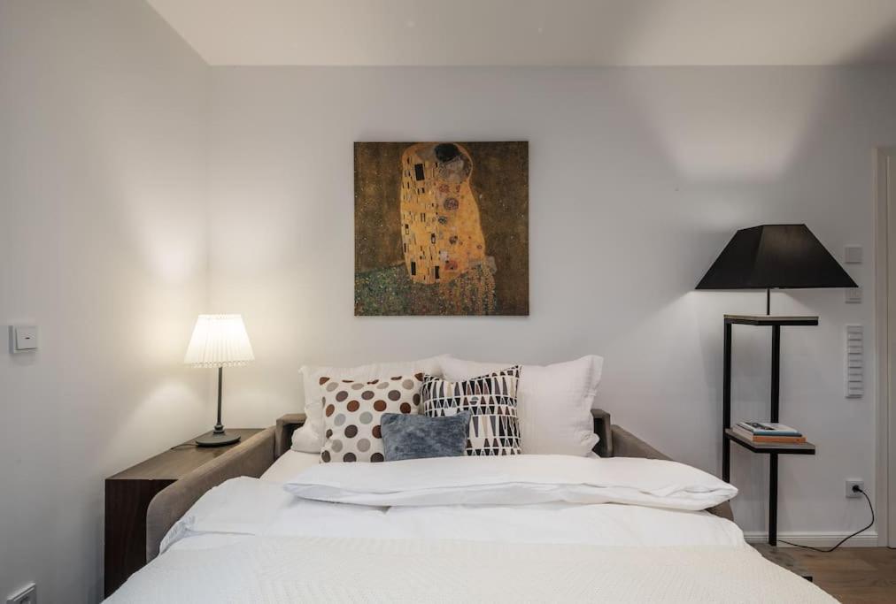 Apartment Charming Close To Heart Of
